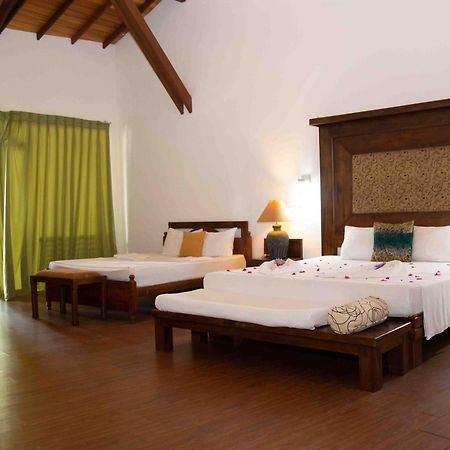 Laluna Ayurveda Resort เบนโตตา ภายนอก รูปภาพ