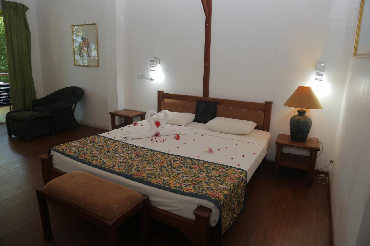 Laluna Ayurveda Resort เบนโตตา ภายนอก รูปภาพ